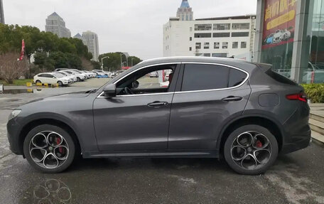 Alfa Romeo Stelvio, 2021 год, 3 400 000 рублей, 6 фотография
