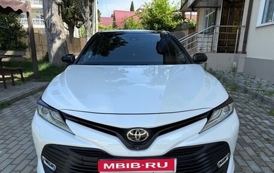 Toyota Camry, 2018 год, 2 599 000 рублей, 1 фотография