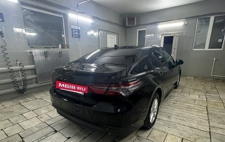 Toyota Camry, 2020 год, 2 600 000 рублей, 9 фотография