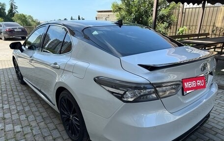 Toyota Camry, 2018 год, 2 599 000 рублей, 6 фотография