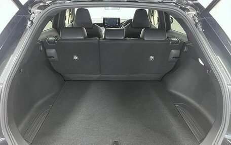 Toyota Harrier, 2022 год, 2 590 000 рублей, 13 фотография