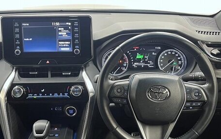 Toyota Harrier, 2022 год, 2 590 000 рублей, 9 фотография