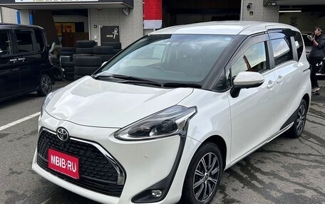Toyota Sienta II, 2022 год, 1 148 000 рублей, 1 фотография
