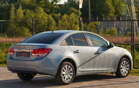 Chevrolet Cruze II, 2011 год, 775 000 рублей, 10 фотография