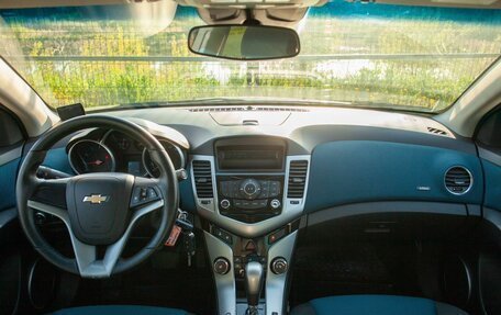 Chevrolet Cruze II, 2011 год, 775 000 рублей, 20 фотография