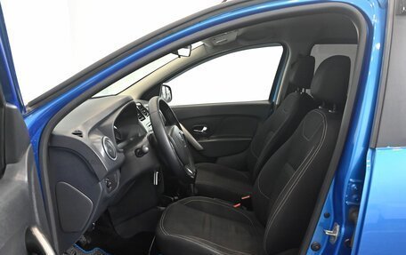 Renault Logan II, 2014 год, 700 000 рублей, 9 фотография