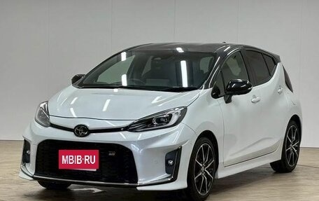 Toyota Aqua, 2023 год, 1 150 000 рублей, 11 фотография