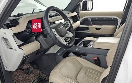 Land Rover Defender II, 2021 год, 7 000 000 рублей, 6 фотография