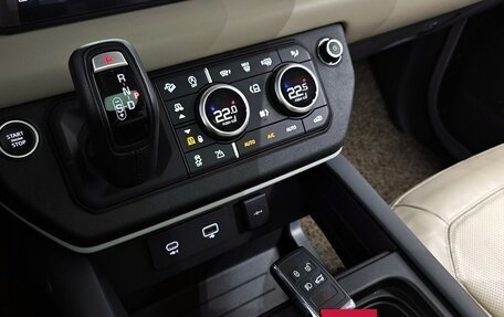 Land Rover Defender II, 2021 год, 7 000 000 рублей, 10 фотография