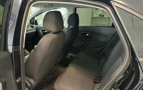 Volkswagen Polo VI (EU Market), 2011 год, 670 000 рублей, 16 фотография