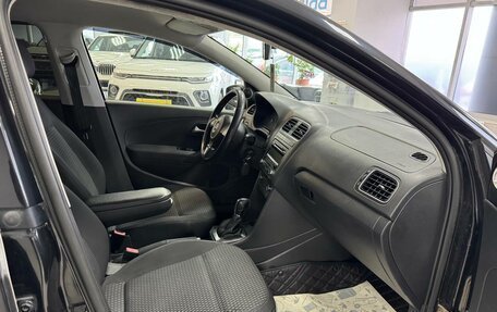 Volkswagen Polo VI (EU Market), 2011 год, 670 000 рублей, 17 фотография
