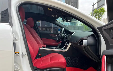 Jaguar XE I рестайлинг, 2022 год, 2 430 013 рублей, 16 фотография