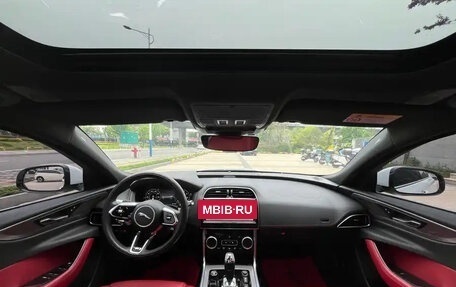 Jaguar XE I рестайлинг, 2022 год, 2 430 013 рублей, 12 фотография