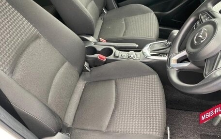 Mazda Demio IV, 2018 год, 700 000 рублей, 9 фотография