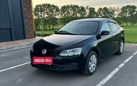 Volkswagen Jetta VI, 2013 год, 1 100 000 рублей, 3 фотография