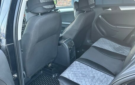 Volkswagen Jetta VI, 2013 год, 1 100 000 рублей, 8 фотография