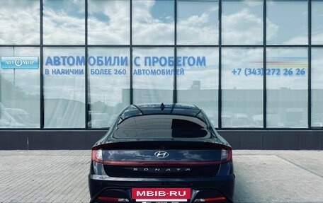 Hyundai Sonata VIII, 2019 год, 2 350 000 рублей, 4 фотография