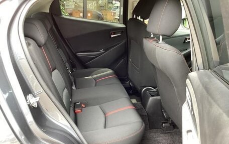 Mazda Demio IV, 2016 год, 770 000 рублей, 8 фотография
