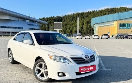 Toyota Camry, 2010 год, 1 350 000 рублей, 2 фотография