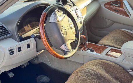 Toyota Camry, 2010 год, 1 350 000 рублей, 7 фотография