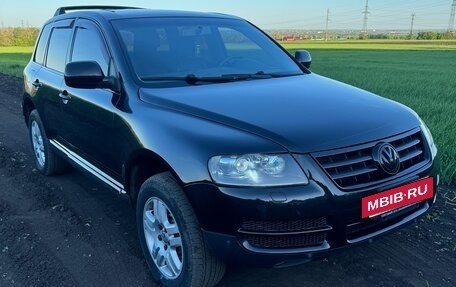 Volkswagen Touareg III, 2005 год, 1 350 000 рублей, 9 фотография