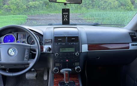 Volkswagen Touareg III, 2005 год, 1 350 000 рублей, 11 фотография