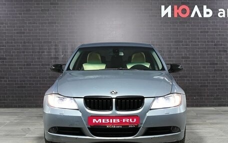 BMW 3 серия, 2005 год, 850 000 рублей, 2 фотография