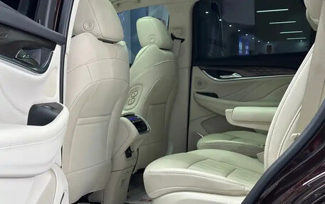 Buick Enclave II, 2022 год, 8 фотография