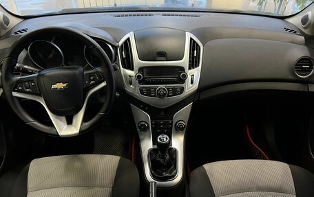 Chevrolet Cruze II, 2012 год, 670 000 рублей, 8 фотография