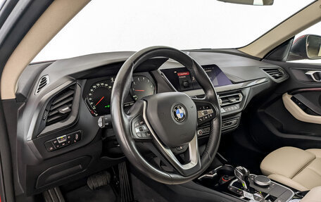 BMW 2 серия F44, 2021 год, 2 890 000 рублей, 16 фотография