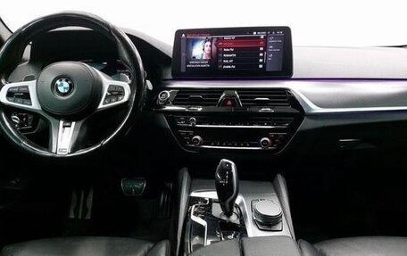 BMW 5 серия, 2021 год, 4 300 000 рублей, 3 фотография