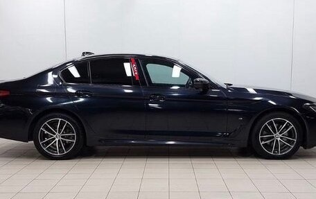 BMW 5 серия, 2021 год, 4 300 000 рублей, 4 фотография