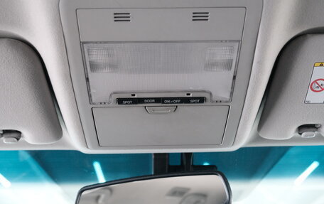 Toyota Land Cruiser 200, 2012 год, 4 499 000 рублей, 17 фотография