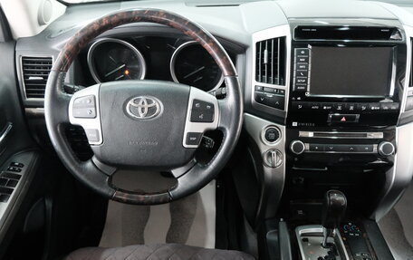 Toyota Land Cruiser 200, 2012 год, 4 499 000 рублей, 12 фотография