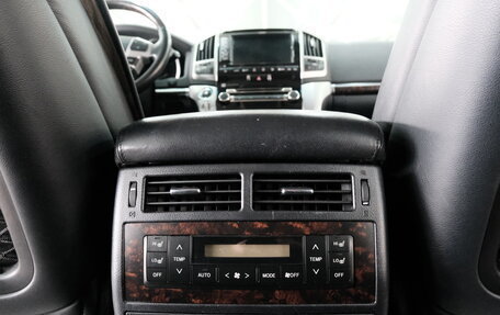 Toyota Land Cruiser 200, 2012 год, 4 499 000 рублей, 24 фотография