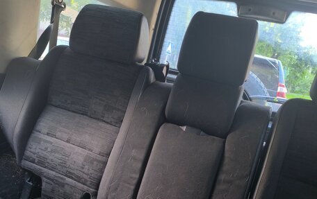 Land Rover Discovery III, 2004 год, 350 000 рублей, 3 фотография