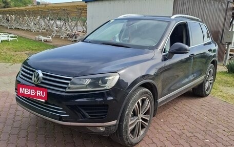 Volkswagen Touareg III, 2015 год, 2 500 000 рублей, 3 фотография