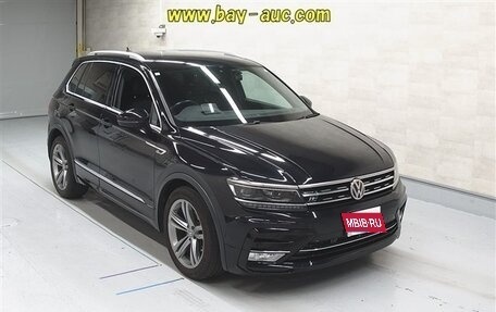 Volkswagen Tiguan II, 2017 год, 1 750 000 рублей, 1 фотография