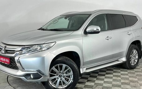 Mitsubishi Pajero Sport III рестайлинг, 2018 год, 2 700 000 рублей, 1 фотография