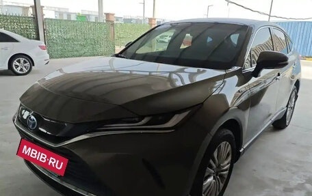Toyota Harrier, 2022 год, 3 875 000 рублей, 1 фотография