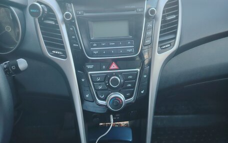 Hyundai i30 II рестайлинг, 2015 год, 1 500 000 рублей, 11 фотография