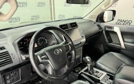 Toyota Land Cruiser Prado 150 рестайлинг 2, 2021 год, 6 999 000 рублей, 11 фотография