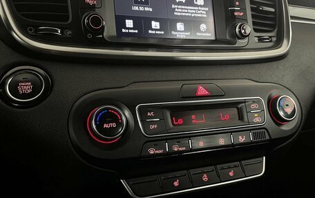 KIA Sorento III Prime рестайлинг, 2018 год, 2 999 000 рублей, 21 фотография