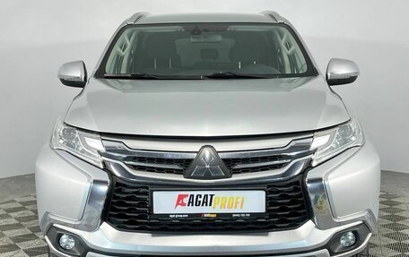 Mitsubishi Pajero Sport III рестайлинг, 2018 год, 2 700 000 рублей, 2 фотография