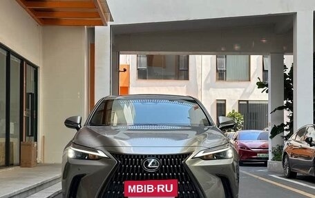 Lexus NX, 2022 год, 3 000 000 рублей, 2 фотография