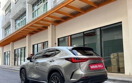 Lexus NX, 2022 год, 3 000 000 рублей, 3 фотография