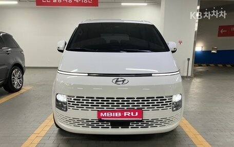 Hyundai Staria, 2021 год, 2 795 000 рублей, 29 фотография