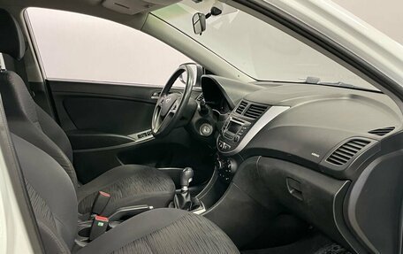 Hyundai Solaris II рестайлинг, 2014 год, 910 000 рублей, 9 фотография