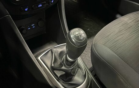 Hyundai Solaris II рестайлинг, 2014 год, 910 000 рублей, 16 фотография