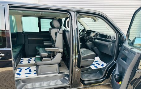 Volkswagen Multivan T6 рестайлинг, 2022 год, 5 190 000 рублей, 10 фотография